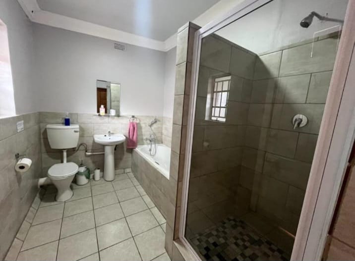 7 Bedroom Property for Sale in Belgravia Northern Cape